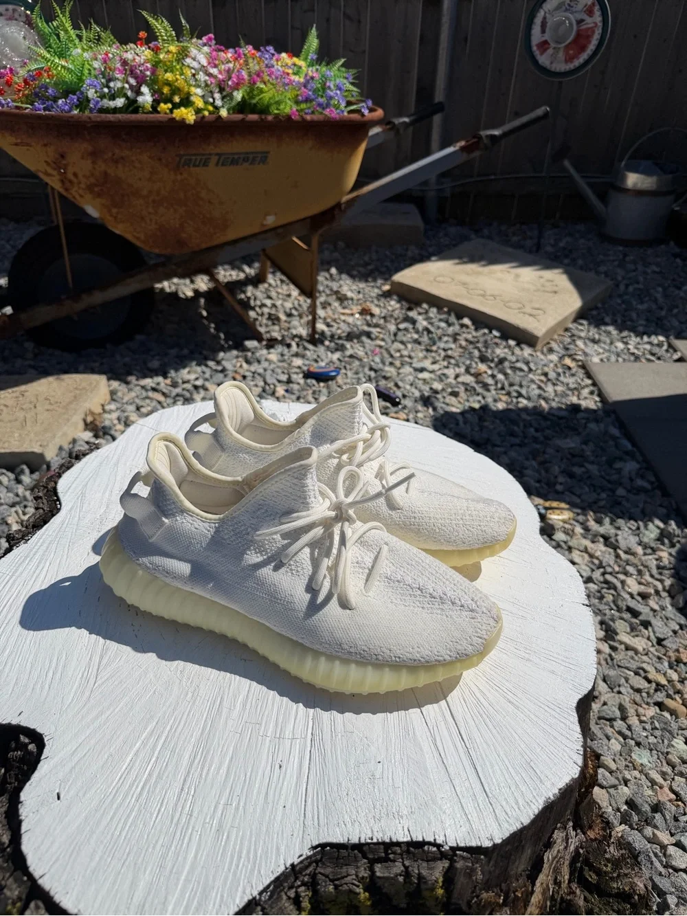 Adidas Yeezy 350 cream